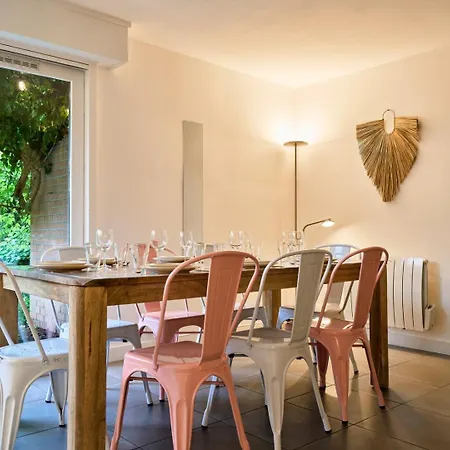 Maison 4 Avec Jardin & Garage Proche Tram Holiday home