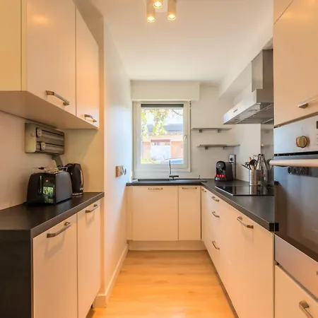Maison 4 Avec Jardin & Garage Proche Tram 3*